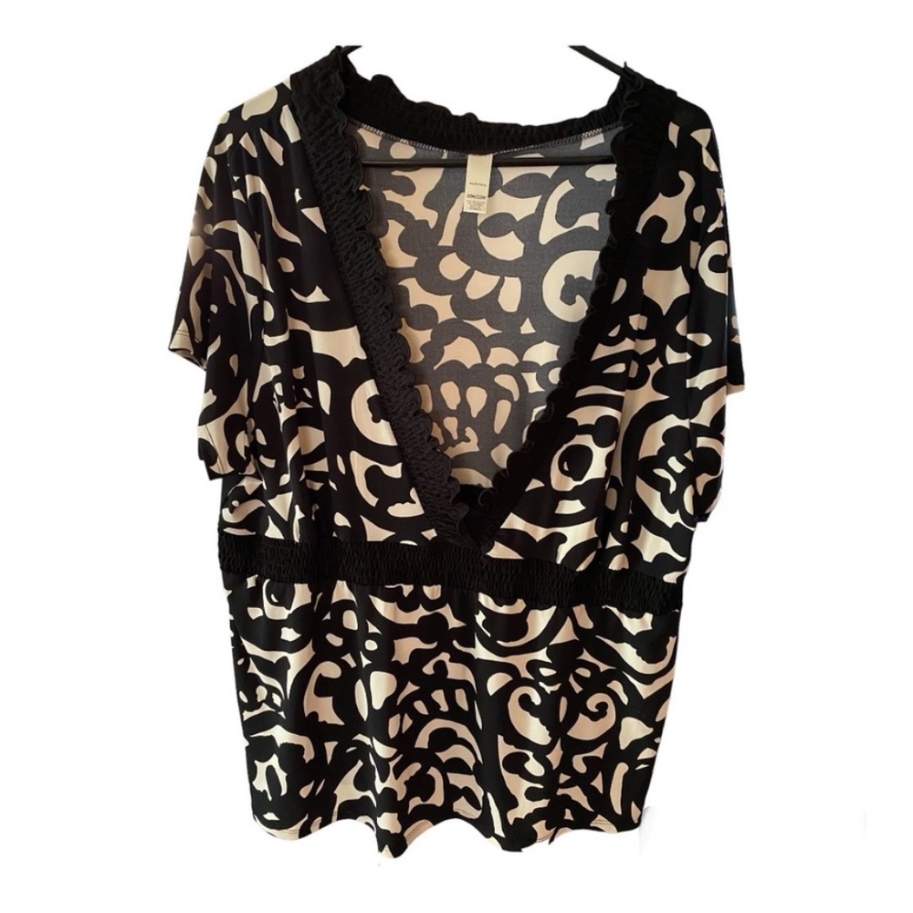 Vintage Merona Short Sleeve Ruffled Deep V Neck Black & White Blouse 20/22W